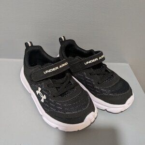 Under Armour shoes Size 8K